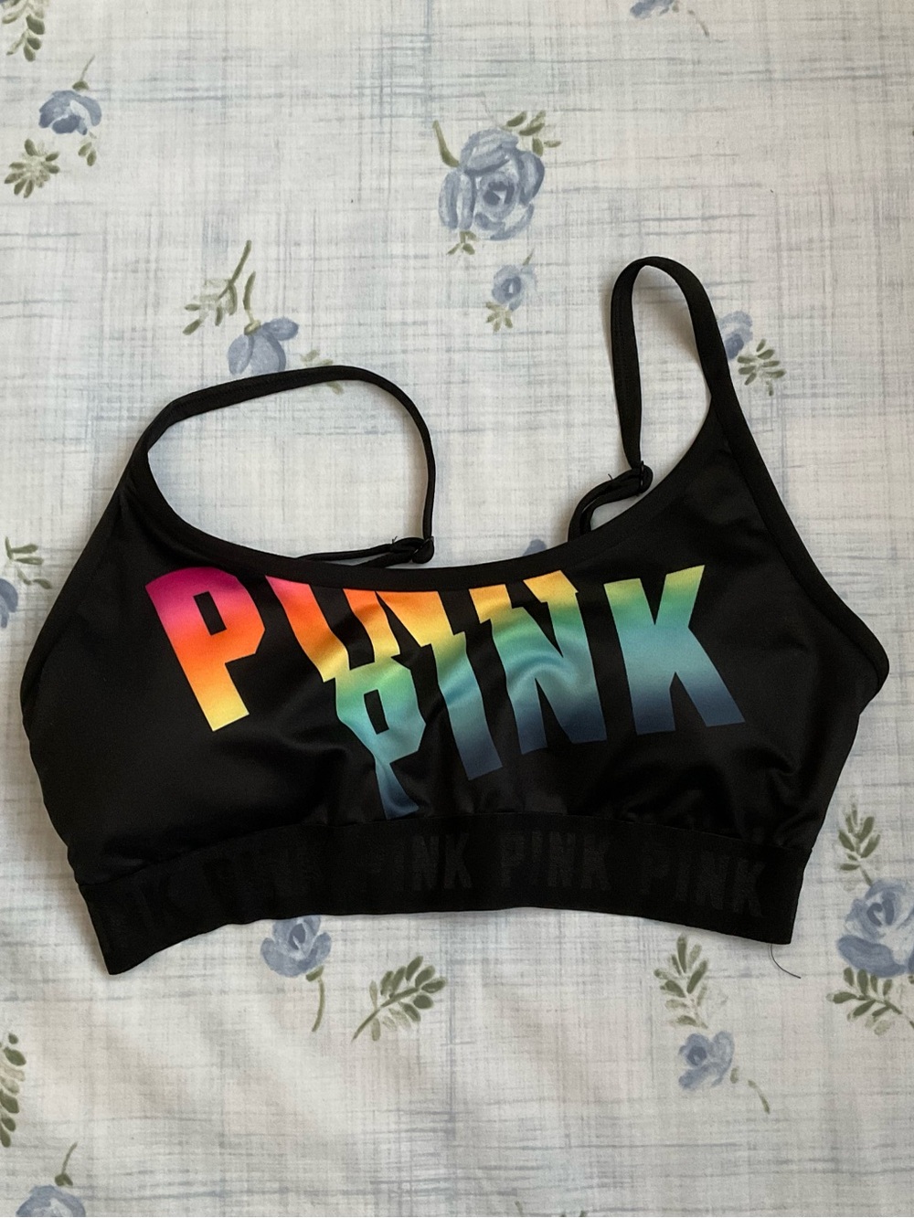 🪻PINK Victoria's Secret Black Sports Bra
